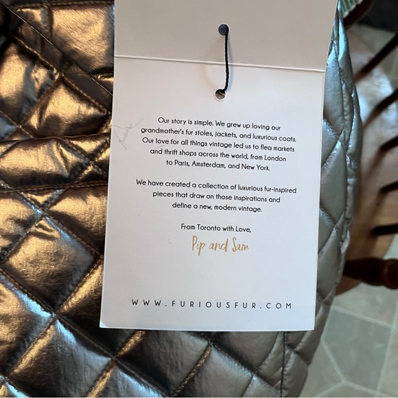 Furious Fur® ‘Delilah’ Reversible Vest (Small, Pink/Silver) NEW WITH TAGS - Picture 7 of 7